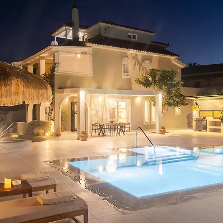 Porta Luxury Residence, By Tk Management Laganas