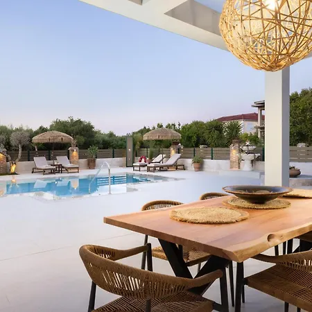 Porta Luxury Residence, By Tk Management Laganas