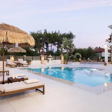 Holiday home Porta Luxury Residence, By Tk Management Laganas