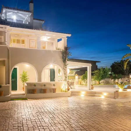 Porta Luxury Residence, By Tk Management Holiday home *